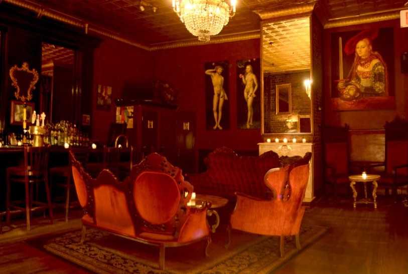 New-York-auction-house Interior of New York's Auction House